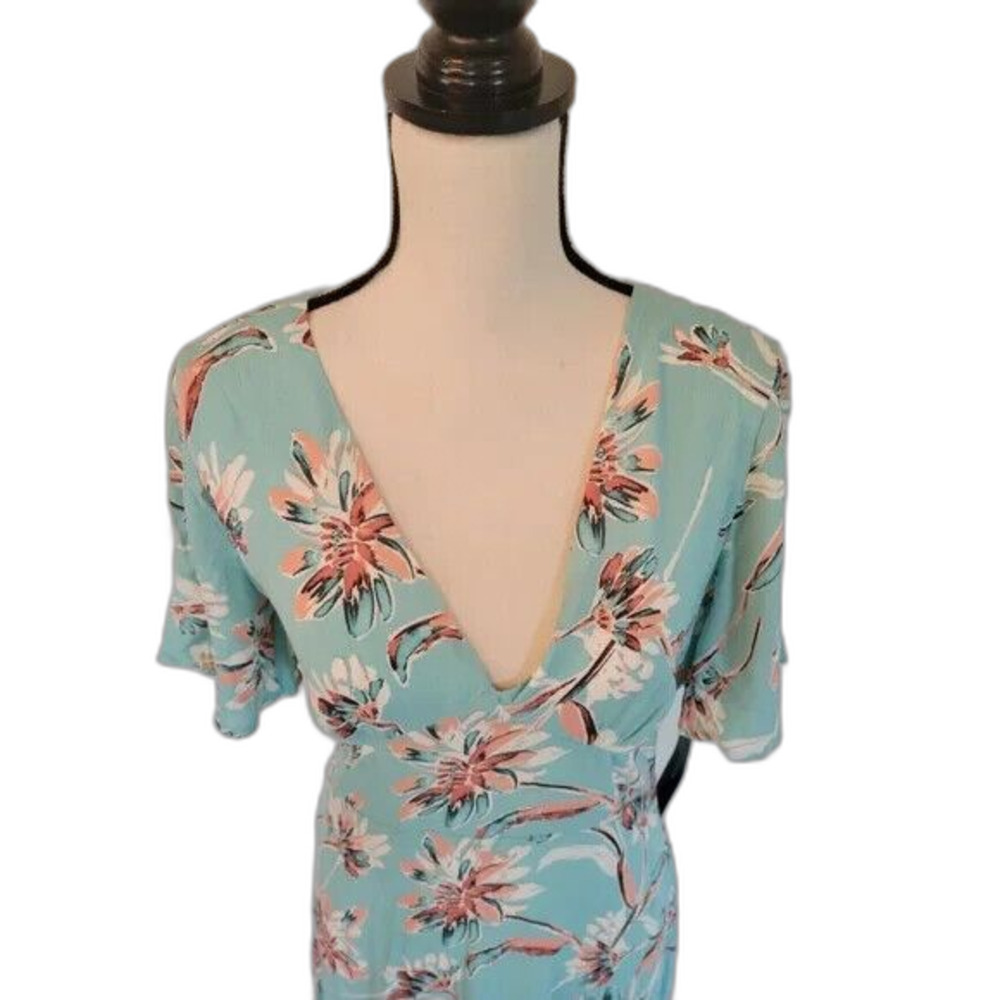 Lulus blue floral zip up flutter sleeve hi-low lined dress, size M New with Tags - Picture 3 of 7